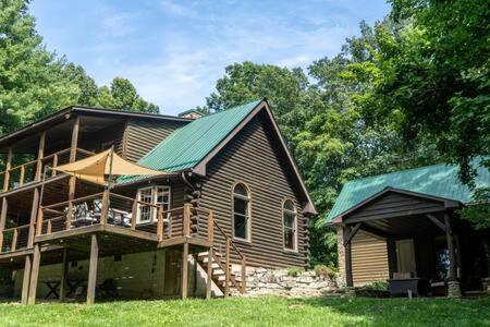 Cozy 2 Bedroom Cabin Nestled In Wooded Hideaway Monterey Екстер'єр фото